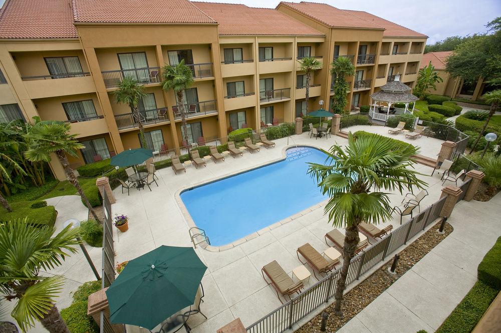 Hotel Courtyard By Marriott San Antonio Downtown Esterno foto
