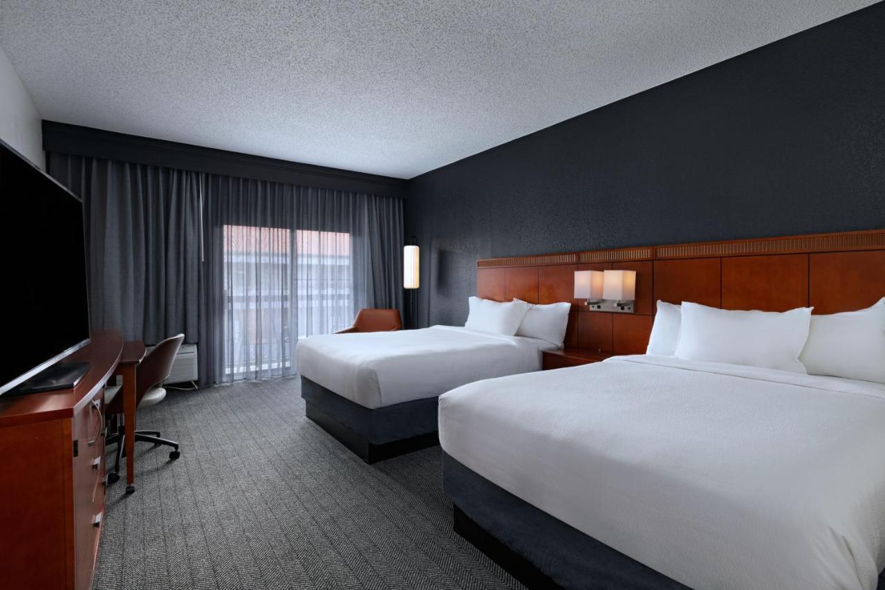 Hotel Courtyard By Marriott San Antonio Downtown Esterno foto