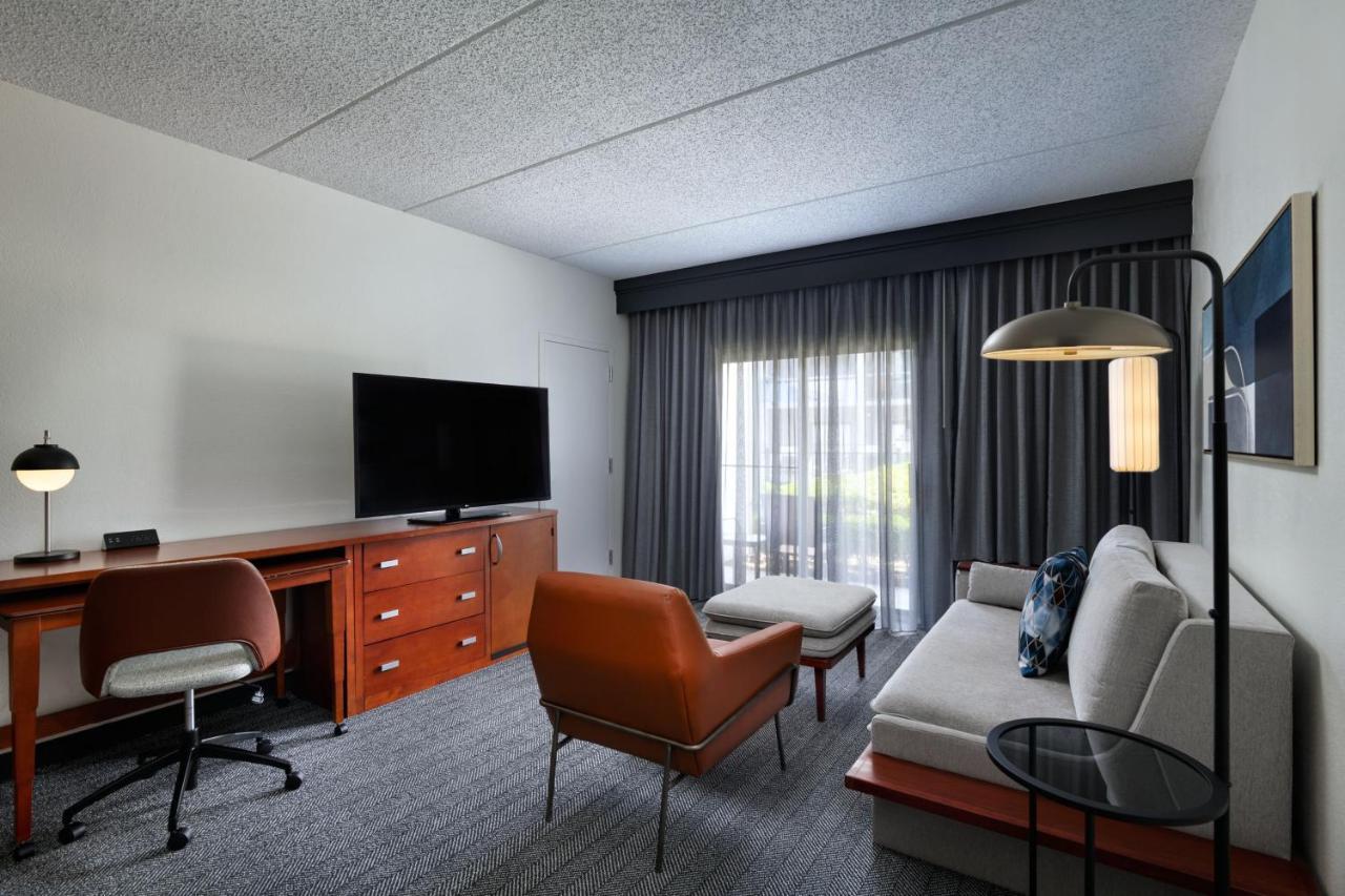 Hotel Courtyard By Marriott San Antonio Downtown Esterno foto