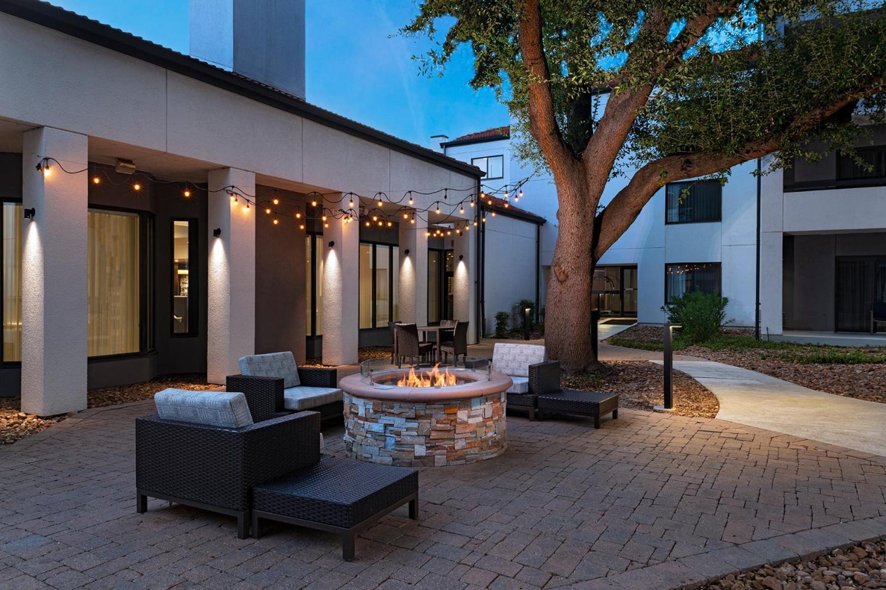 Hotel Courtyard By Marriott San Antonio Downtown Esterno foto